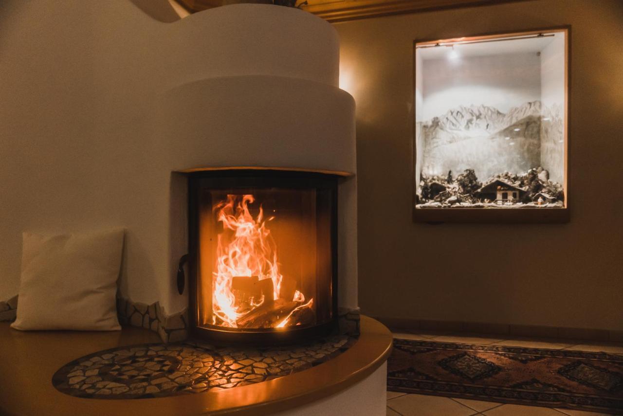 Hotel Villa Waldheim San Candido Dış mekan fotoğraf