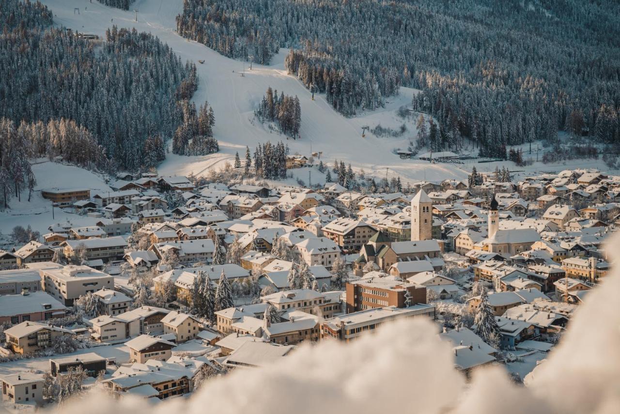 Hotel Villa Waldheim San Candido Dış mekan fotoğraf