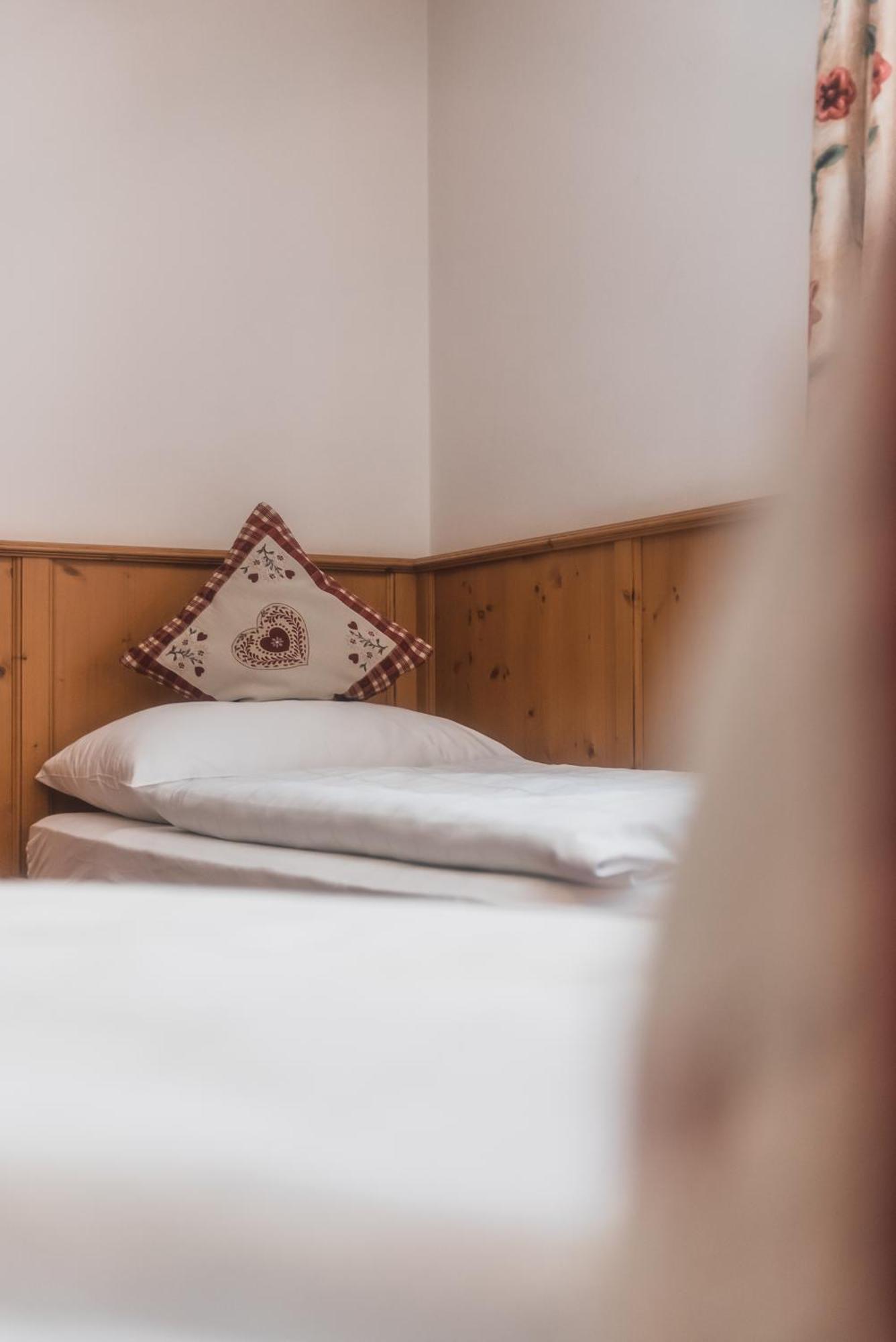 Hotel Villa Waldheim San Candido Oda fotoğraf